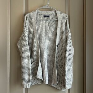 Women’s American Eagle Gray Knitted Cardigan Size M